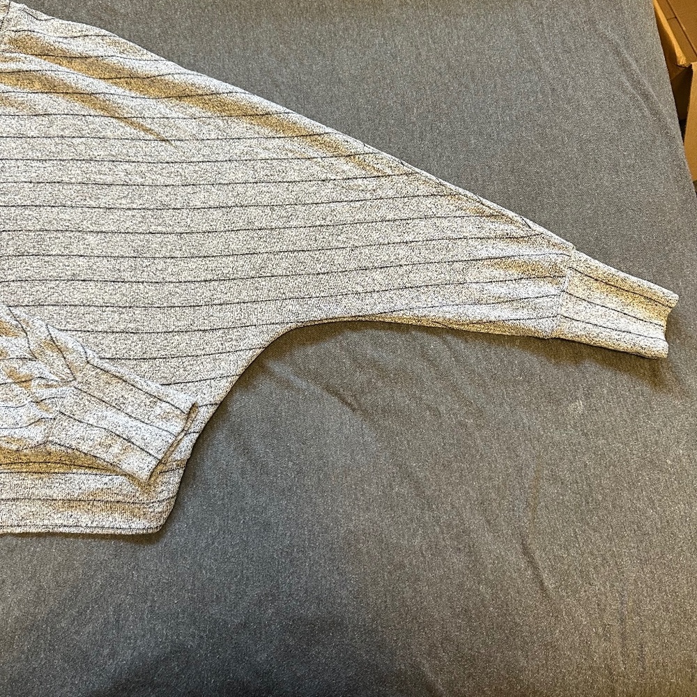 Striped Dynamite Top - Picture 5 of 9